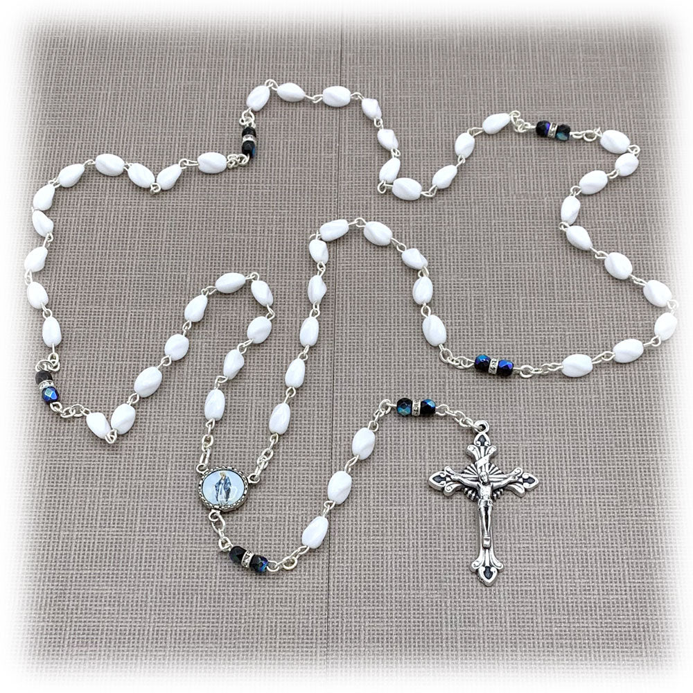 Rondell Zirconia Black Crystals with Aurora Borealis and White Glass Beads Rosary